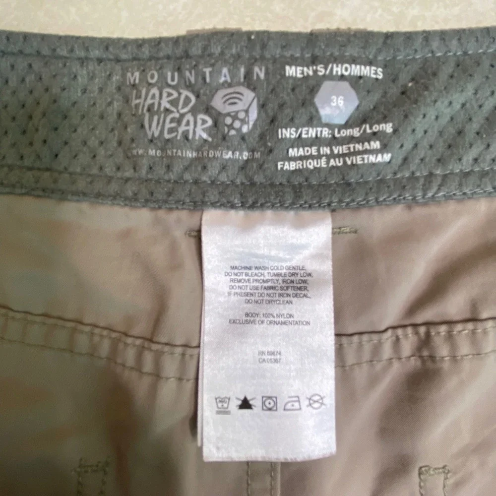 Mountain Hardwear Mens 36 Hiking Shorts Tan Nylon Cargo Outdoor Trekking